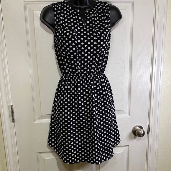 Monteau Dresses & Skirts - Monteau Black/White Polka Dot Dress Large